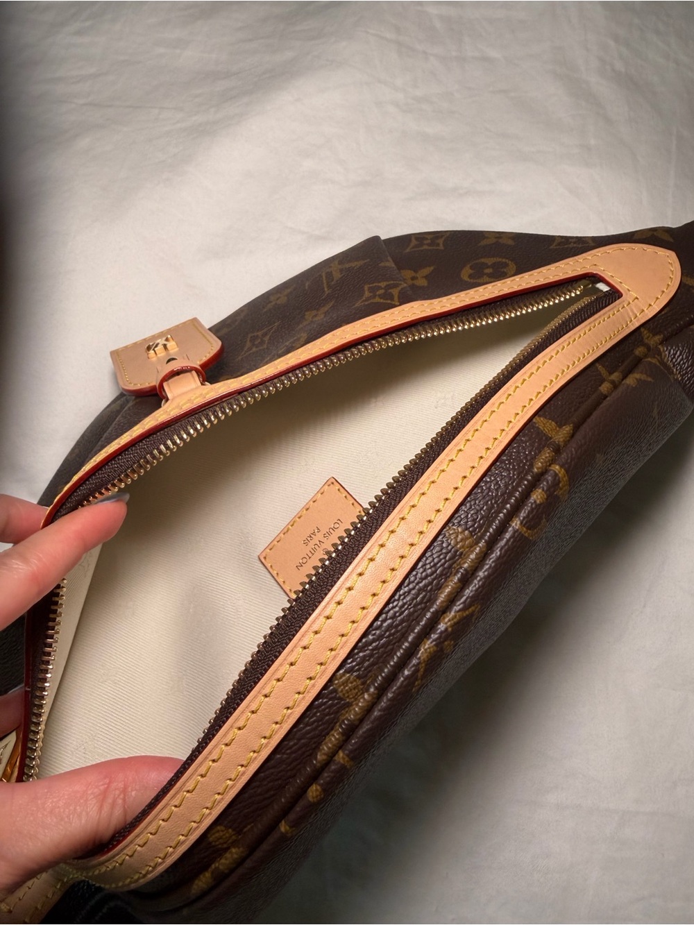 Louis Vuitton Monogram High Rise Bumbag - Picture 6 of 6